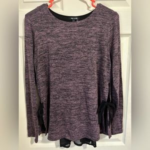 Thin sweater shirt with sheer underlay
